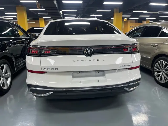 Volkswagen Lamando — Фото автомобиля 9