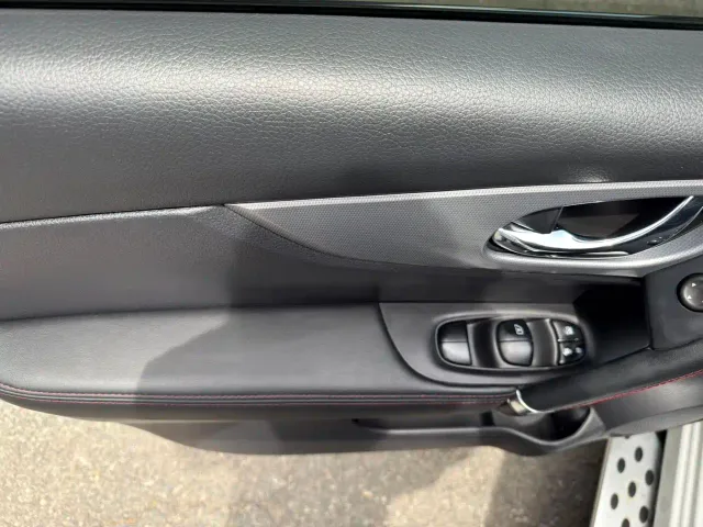 Nissan Qashqai — Фото автомобиля 4