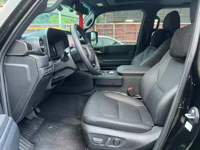 Toyota Prado 2025 2.4T All-round TX Edition 5-seater — Фото автомобиля 2