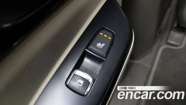 Kia Canival Carnival 4 поколение Бензин 11 мест Prestige — Фото автомобиля 19