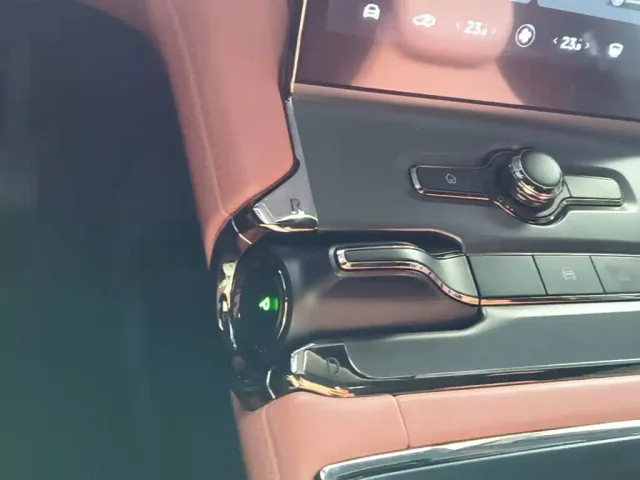 Nio EC6 — Фото автомобиля 13
