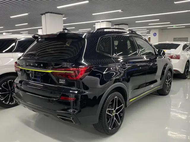 Roewe RX5 — Фото автомобиля 14
