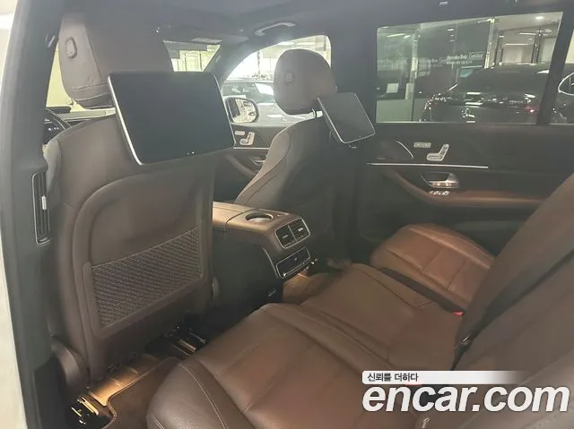 Mercedes-Benz GLS-Class — Фото автомобиля 10