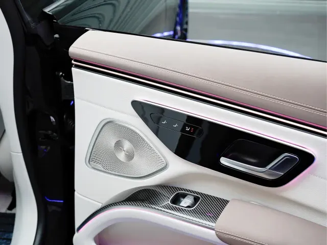 Mercedes-Benz EQS AMG — Фото автомобиля 18