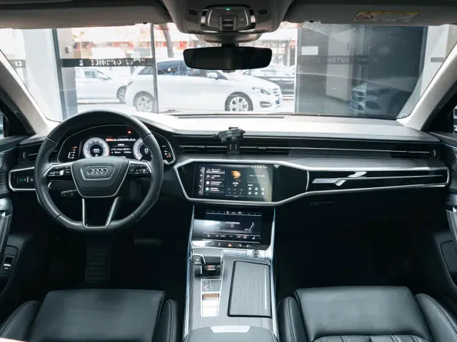 Audi A6L — Фото автомобиля 14