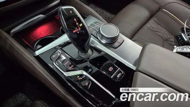 BMW Gran Turismo — Фото автомобиля 9