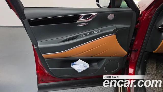 Genesis GV80 — Фото автомобиля 24