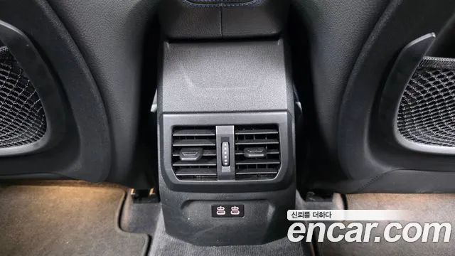 BMW 1 Series F40 — Фото автомобиля 18