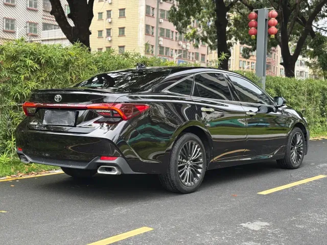 Toyota Avalon — Фото автомобиля 22