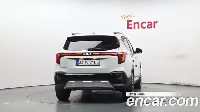 Kia Seltos — Фото автомобиля 4