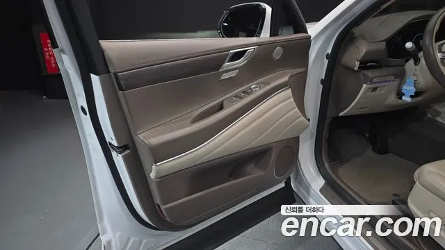 Genesis GV80 2.5T Бензин AWD — Фото автомобиля 24