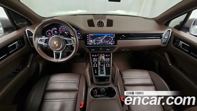 Porsche Cayenne — Фото автомобиля 4