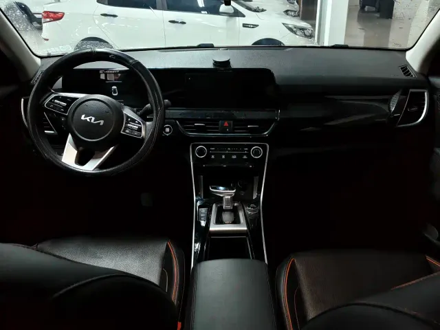 Kia Seltos — Фото автомобиля 5