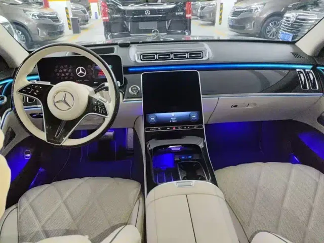 Mercedes-Benz Maybach S-Class — Фото автомобиля 11