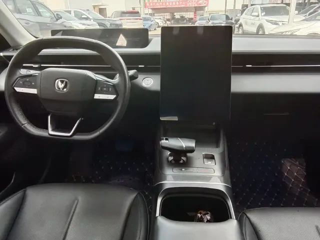 Changan Eado — Фото автомобиля 4