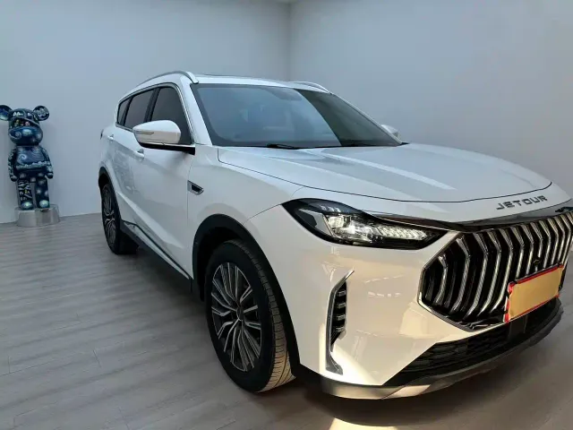 Jetour X70 Plus — Фото автомобиля 3