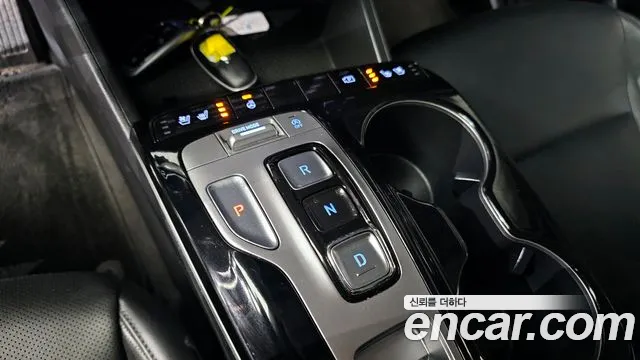 Hyundai Tucson Tucson (NX4) Дизель 2.0 2WD — Фото автомобиля 9