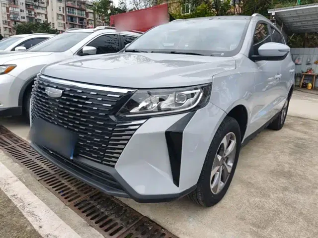 Фотография автомобиля — Geely Haoyue PRO