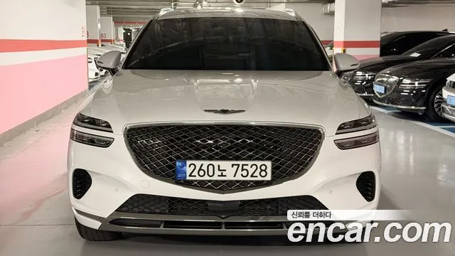 Genesis GV70 — Фото автомобиля 3