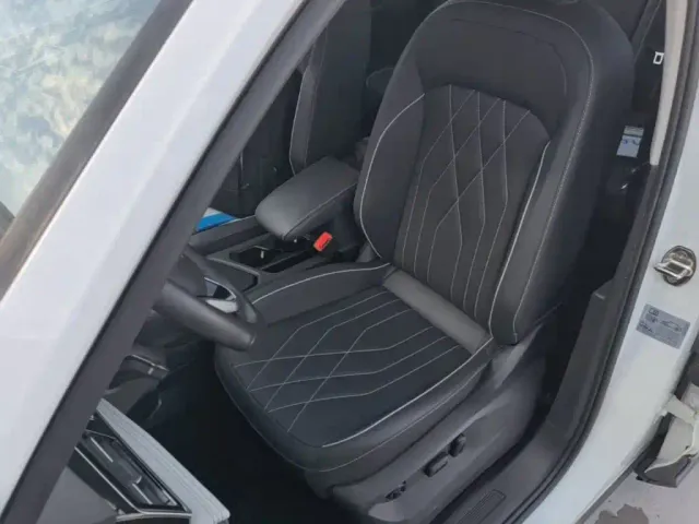 Volkswagen Tiguan L — Фото автомобиля 14