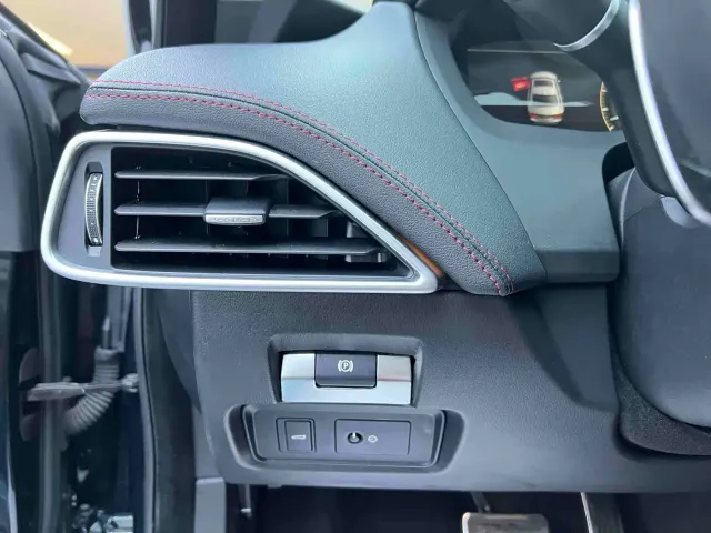 Jaguar XEL — Фото автомобиля 27