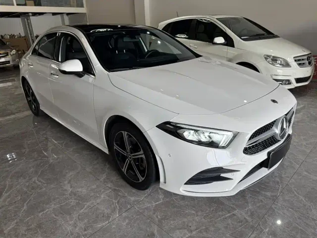 Mercedes-Benz A-Class — Фото автомобиля 15