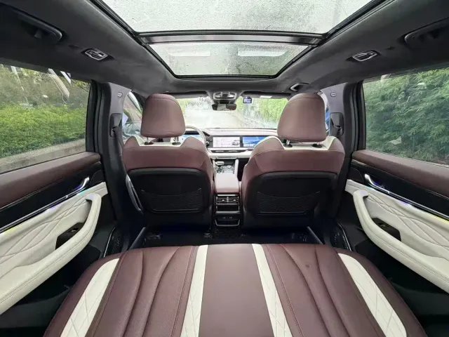 Geely Xingyue L — Фото автомобиля 19