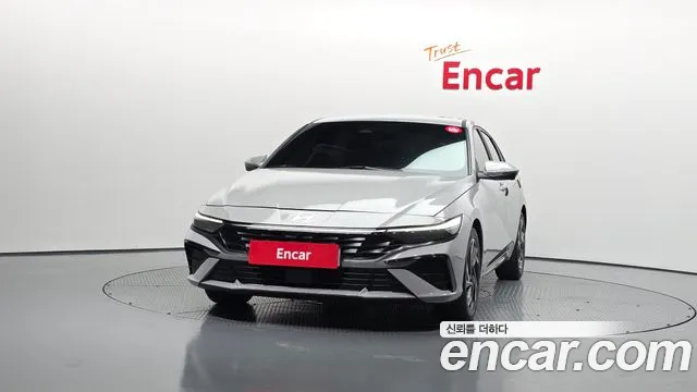 Hyundai AVANTE Новый Avante (CN7) — Фото автомобиля 3