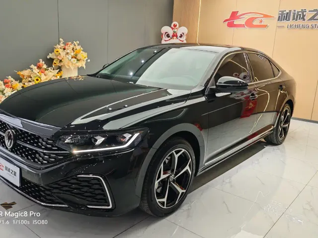 Фотография автомобиля — Volkswagen Passat