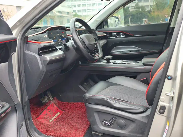 Changan Z6 — Фото автомобиля 4