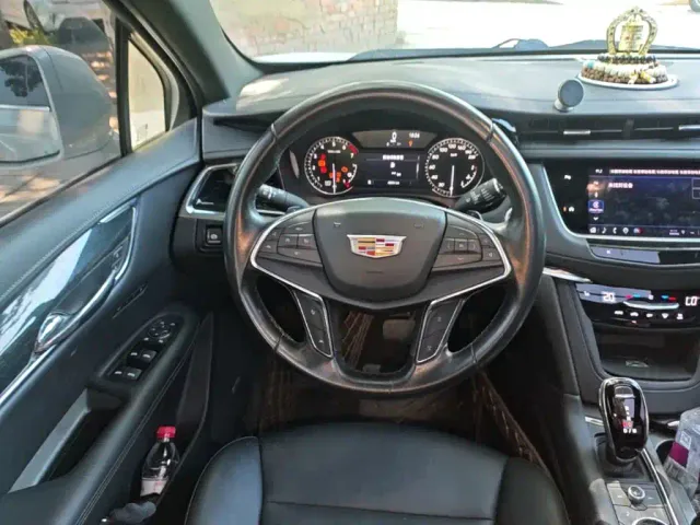 Cadillac XT5 — Фото автомобиля 6