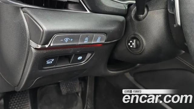 Genesis GV80 — Фото автомобиля 28