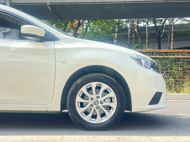 Nissan Sylphy — Фото автомобиля 9