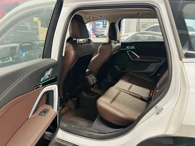 BMW X1 — Фото автомобиля 9