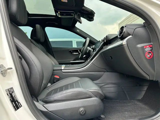 Mercedes-Benz C-Class — Фото автомобиля 10