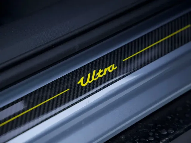 Xiaomi SU7 Ultra — Фото автомобиля 19