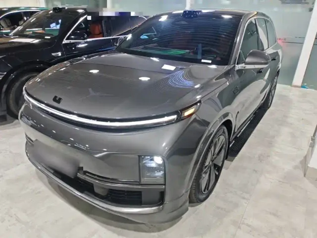 Фотография автомобиля — Li Auto L8