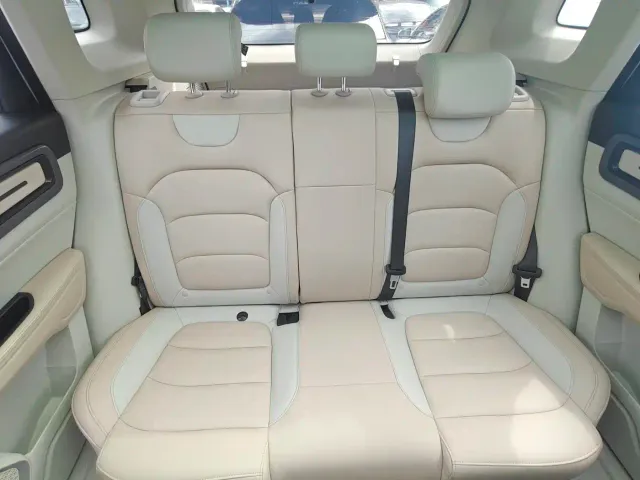 Geely ICON — Фото автомобиля 13