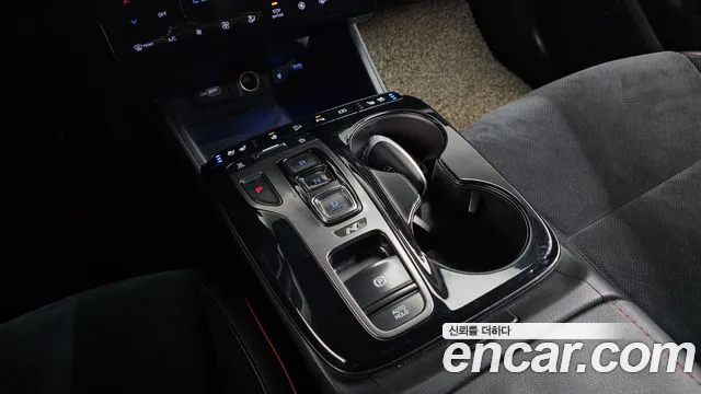 Hyundai Tucson Tucson (NX4) Бензин 1.6 Turbo 4WD — Фото автомобиля 9