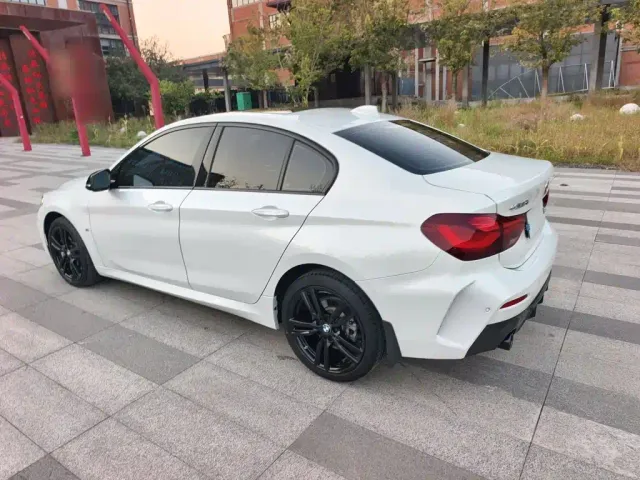 BMW 1 Series — Фото автомобиля 4