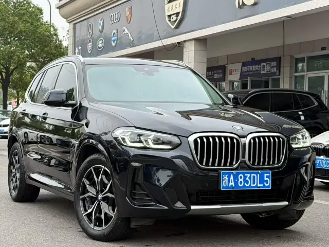BMW X3 — Фото автомобиля 3