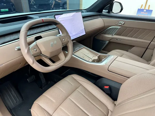Onvo L90 — Фото автомобиля 5