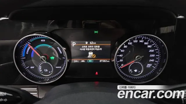 Hyundai Grandeur Grandeur (New) Hybrid — Фото автомобиля 8