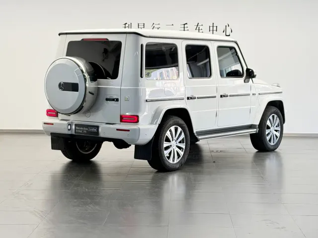 Mercedes-Benz G-Class — Фото автомобиля 2