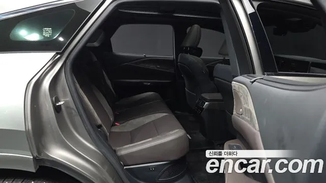 Lexus RX — Фото автомобиля 11