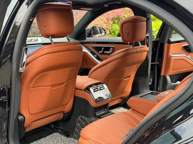Mercedes-Benz S-Class — Фото автомобиля 11
