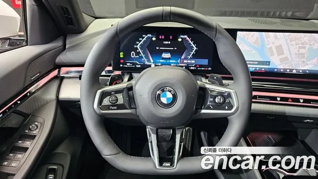 BMW 5 Series G60 — Фото автомобиля 19
