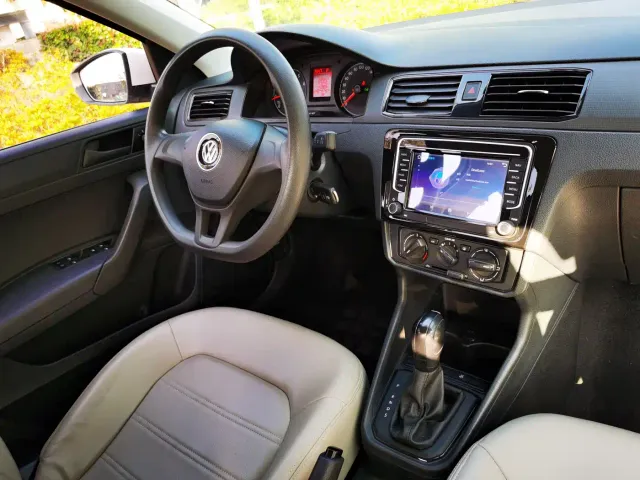 Volkswagen Santana — Фото автомобиля 12