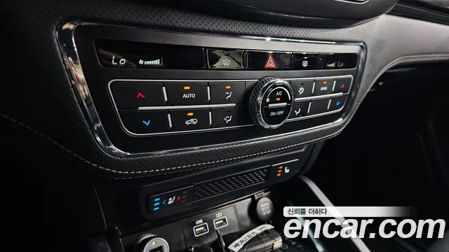 KG_Mobility_Ssangyong Rexton Новый Rexton Sport Khan Дизель 2.2 4WD — Фото автомобиля 17