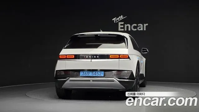 Hyundai Ioniq 5 — Фото автомобиля 4